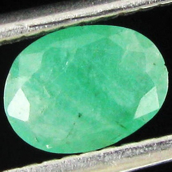 0.25ct Green Colombia Emerald Oval: Excellent specimen; well cut and colored; with customary treatment unless noted otherwise