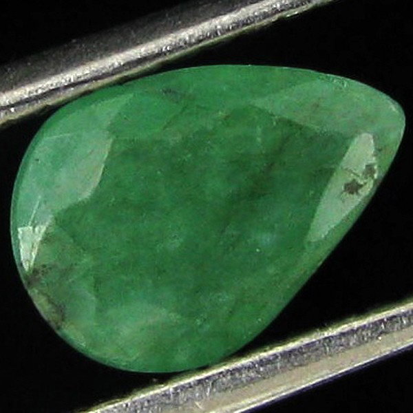 1ct Green Colombia Emerald Pear: Excellent specimen; well cut and colored; with customary treatment unless noted otherwise