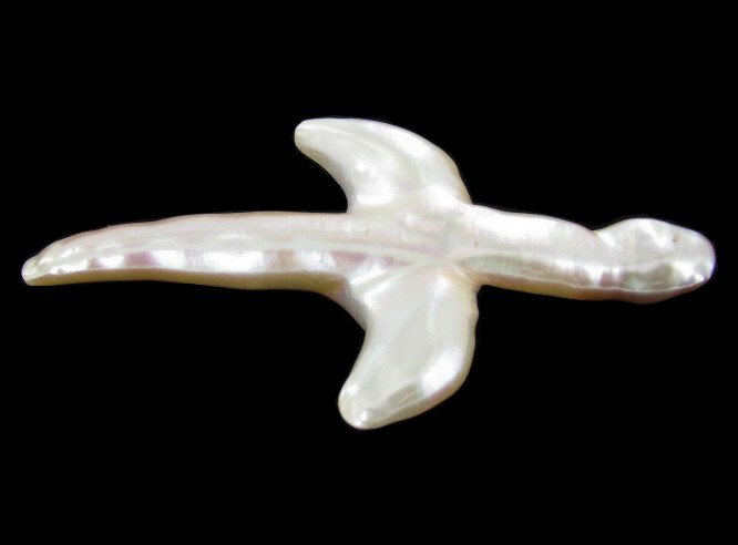 45ct Rare Baroque Saltwater Peach Cross Pearl ES: Rare cultured south sea pearl cross
