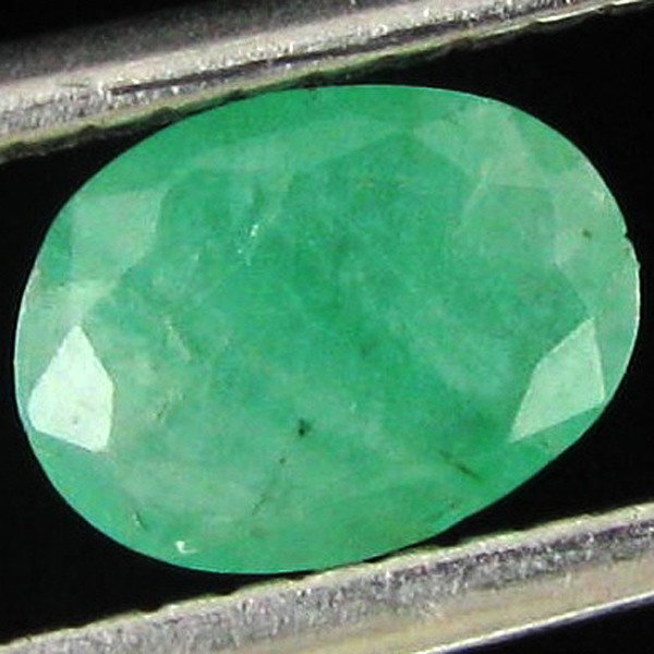 0.48ct Green Colombia Emerald Oval: Excellent specimen; well cut and colored; with customary treatment unless noted otherwise