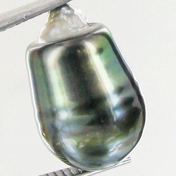 16.74ct Tahitian Baroque Pearl: Baroque shaped; drilled and ready for one-of-a-kind pendant