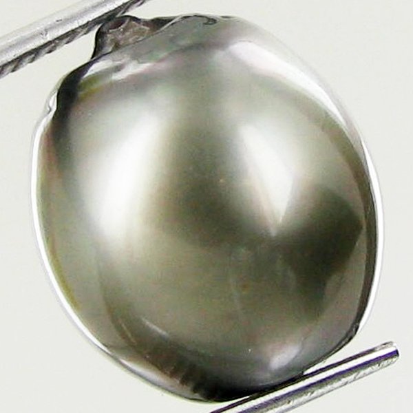 18.75ct Tahitian Baroque Pearl: Baroque shaped; drilled and ready for one-of-a-kind pendant