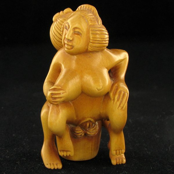 Handcarved Chinese Boxwood Kamasutra Netsuke: Well crafted fully detailed; 2"