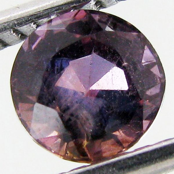 0.9ct Clean Tanzania Spinel Oval: Excellent piece; well cut & colored; with treatment