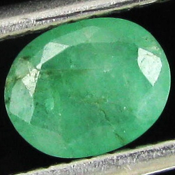 0.32ct Green Colombia Emerald Oval: Excellent specimen; well cut and colored; with customary treatment unless noted otherwise