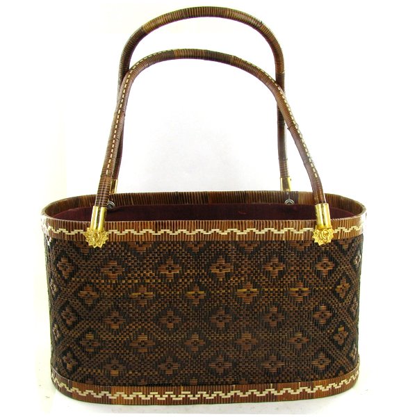 Finely Hand-woven Lipao Gold Plate Handbag: A week of work in this finely, tightly woven Lipao vine handbag, gold plated hardware, silk lined with mirror; 9.5in wide