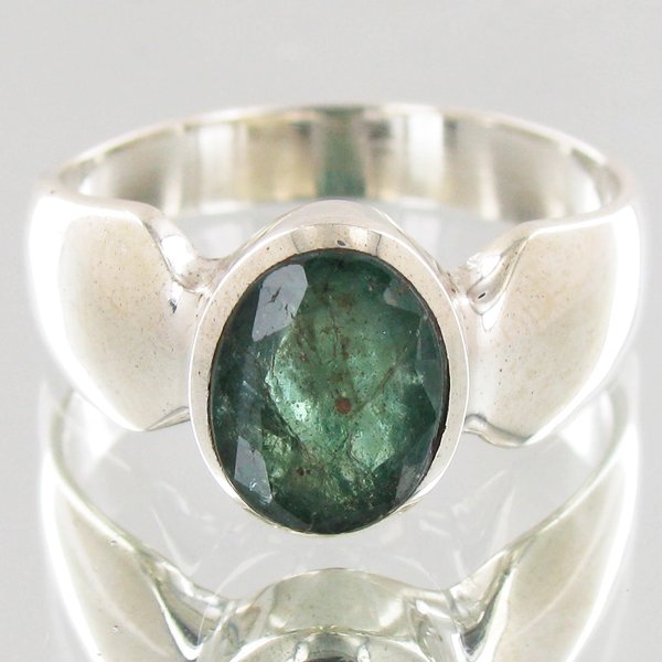 30twc Colombian Emerald Sterling Ring: Well crafted piece; stone with customary treatment
