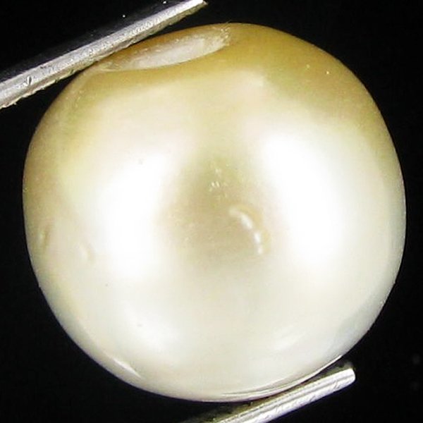 20.31ct Tahitian Baroque Pearl: Baroque shaped; drilled and ready for one-of-a-kind pendant