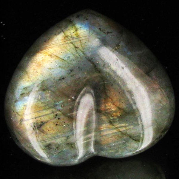 70.83ct Gem Grade Labradorite Peacock Colors Heart: Excellent Piece; well colored and cut; with treatment