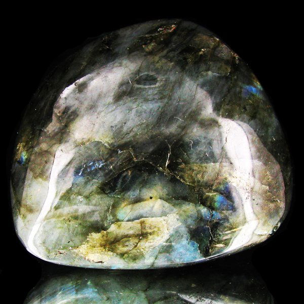 450ct Large Polished Rainbow Labradorite Cabochon: Excellent natural polished specimen