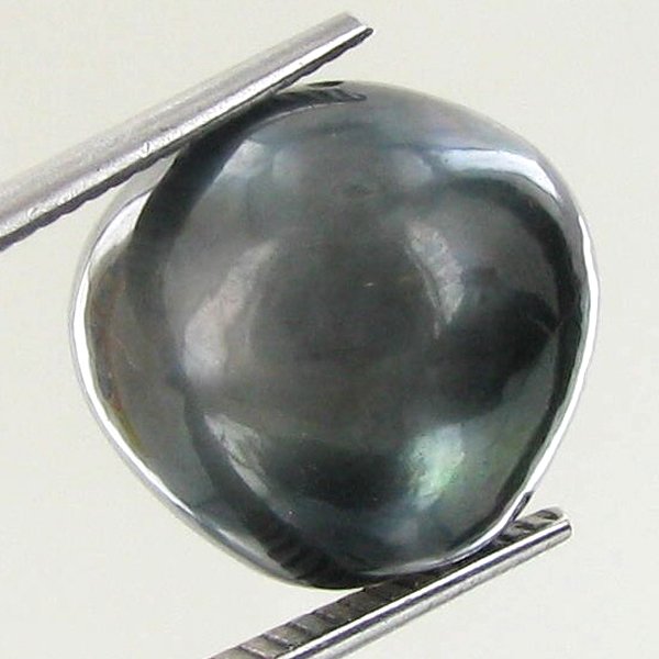 20.5ct Tahitian Baroque Pearl: Baroque shaped; drilled and ready for one-of-a-kind pendant