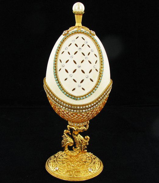 Fabrege Style Decorative Egg Ring Box: Well crafted; 6"