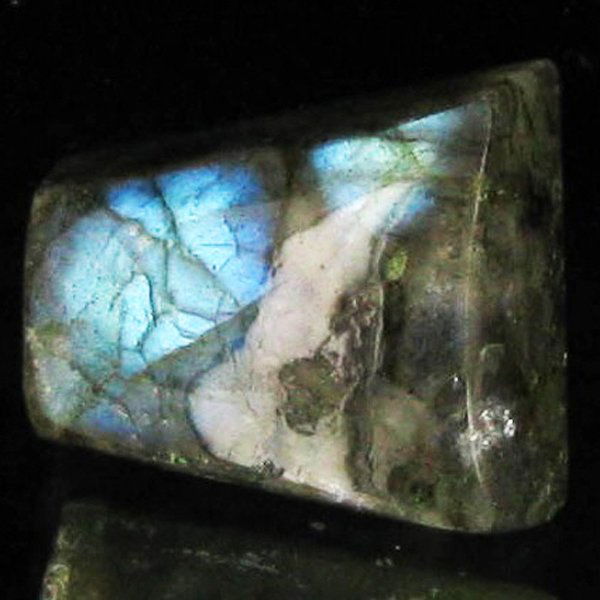 20.64ct Scarce Translucent Labradorite Cabochon: Excellent Piece; well colored and cut; with treatment