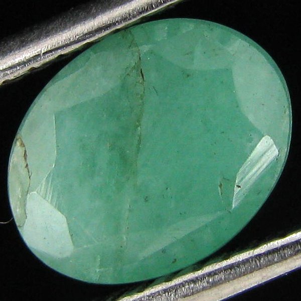 1.22ct Colombian Emerald Oval: Excellent piece; well cut & colored; with treatment