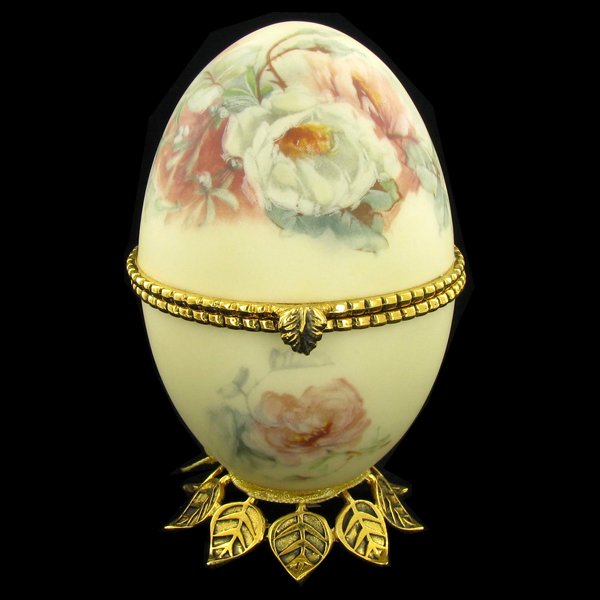 Fabrege Style Decorative Egg Photo Holder: Well crafted; 5"