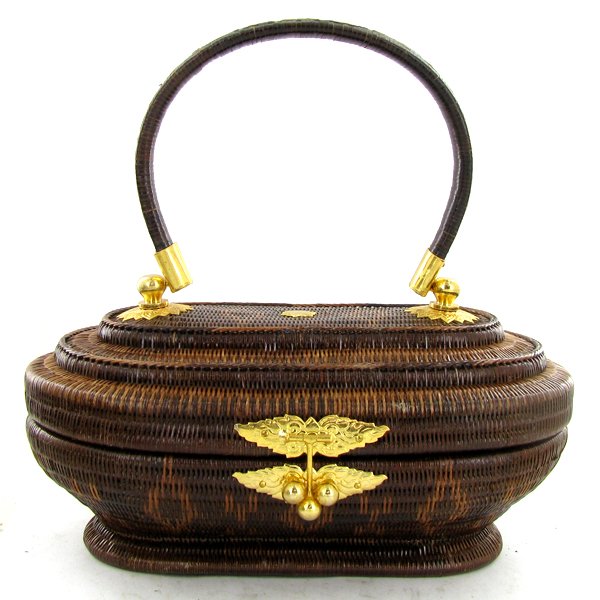 Finely Hand-woven Lipao Gold Plate Handbag: Many weeks of work in this finely, tightly woven Lipao vine handbag, gold plated hardware, silk lined with mirror; 8in wide
