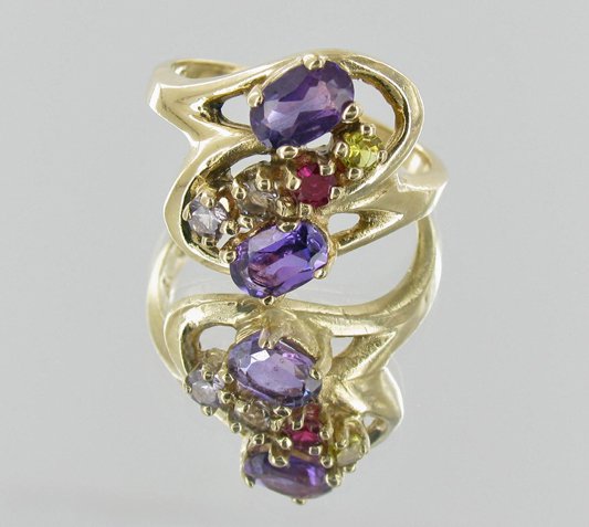 20twc Stinning Ladies 10k Multi-gem Ring: Well crafted piece with amethyst; spinel & topaz