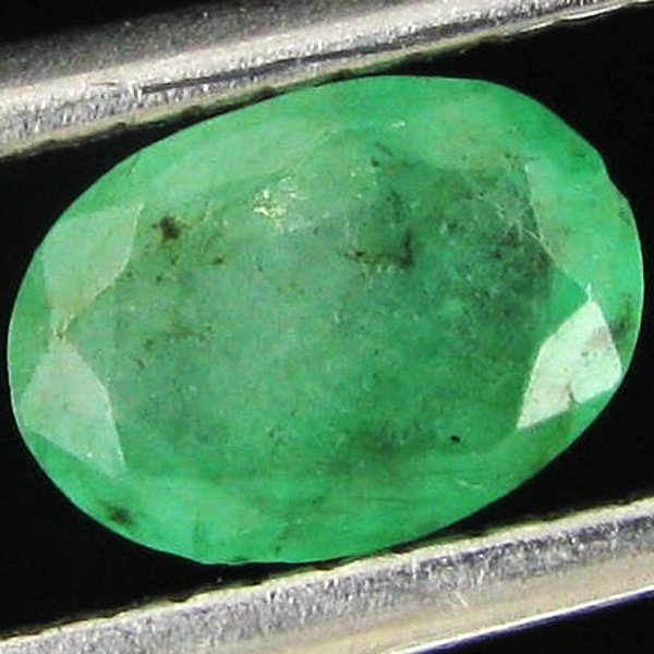 0.5ct Green Colombia Emerald Oval: Excellent specimen; well cut and colored; with customary treatment unless noted otherwise