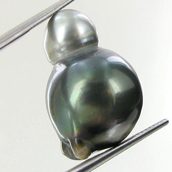 20.24ct Tahitian Baroque Pearl: Baroque shaped; drilled and ready for one-of-a-kind pendant
