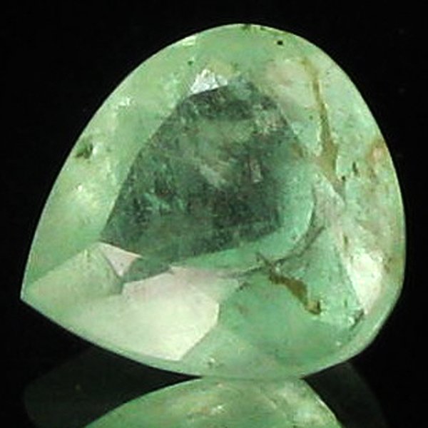 6.48ct Top Fire Mint Green Colombian Emerald: Excellent specimen; well cut and colored; with customary treatment unless noted otherwise