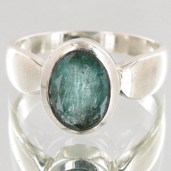 25.6twc Colombian Emerald Sterling Ring: Well crafted piece; stone with customary treatment