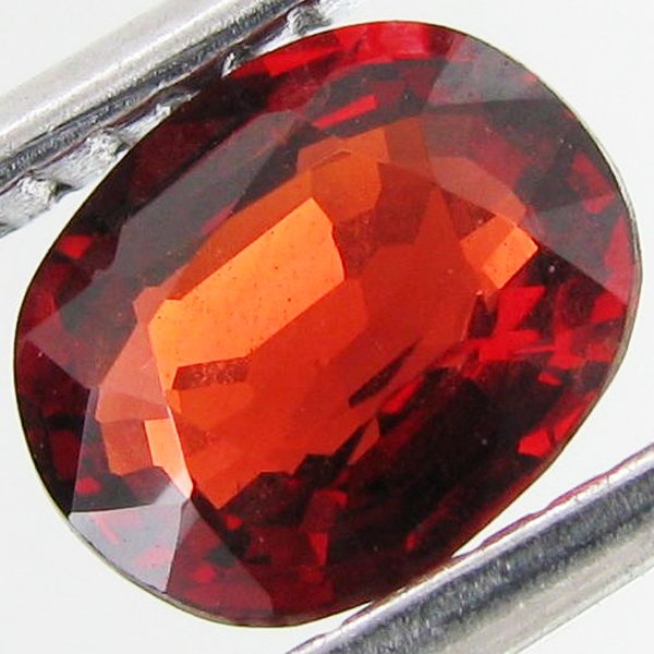 0.9ct Mogok Pink Spinel Oval: Excellent piece; well cut & colored; with treatment