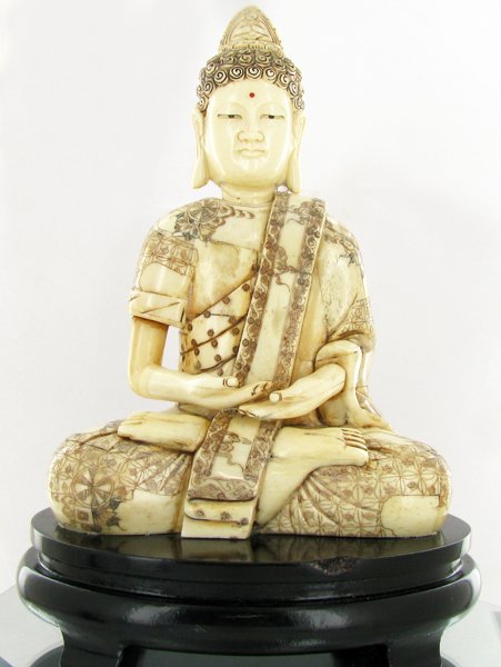 Handcarved Bone Chinese Buddha: Excellent handcarved piece; 9"