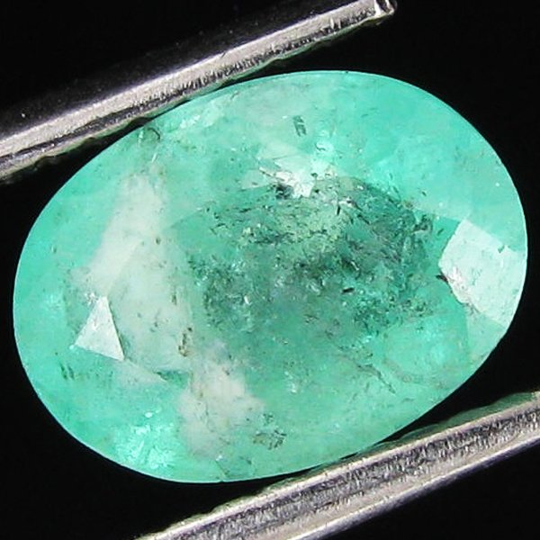 1.44ct Mint Green Colombian Emerald: Excellent piece; well cut & colored; with treatment