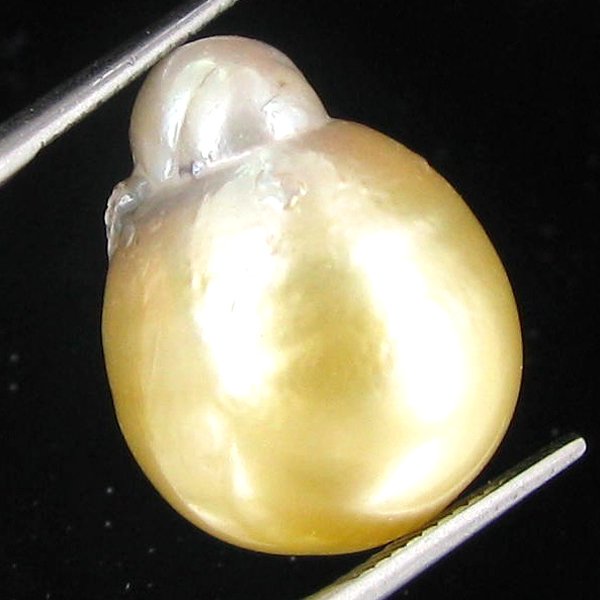 21.55ct Tahitian Baroque Pearl: Baroque shaped; drilled and ready for one-of-a-kind pendant