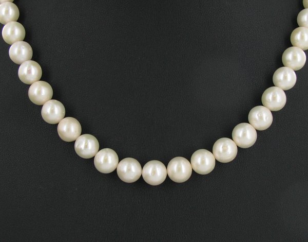 Saltwater White Matched Pearl Necklace 8-9mm - 2