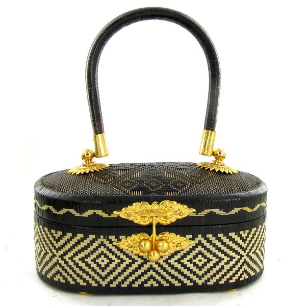 Finely Hand-woven Lipao Gold Plate Handbag: A week of work in this finely, tightly woven Lipao vine handbag, gold plated hardware, silk lined with mirror; 6in wide