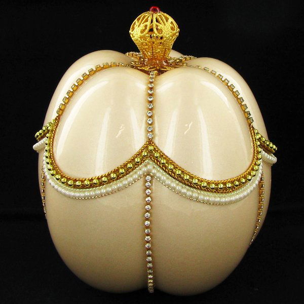 Fabrege Style Decorative Egg Ring Box: Well crafted; 5"