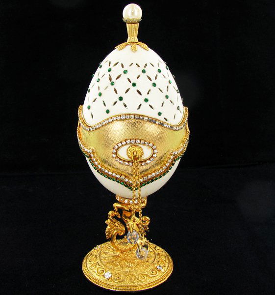 Fabrege Style Decorative Egg Ring Box: Well crafted; 6"