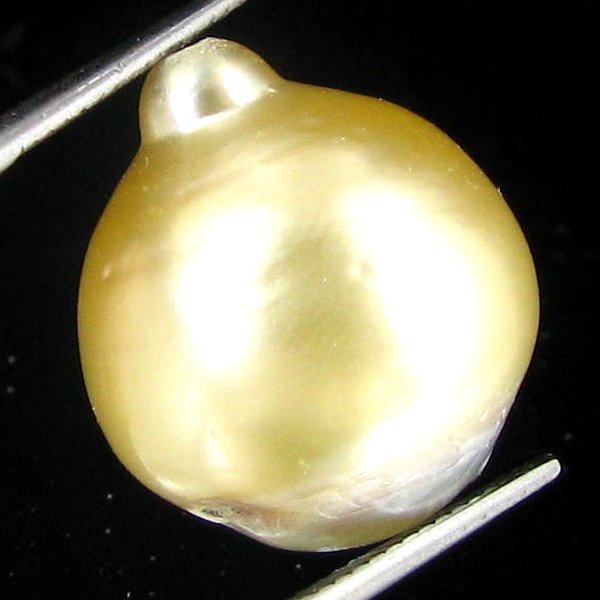 24.95ct Tahitian Baroque Pearl: Baroque shaped; drilled and ready for one-of-a-kind pendant