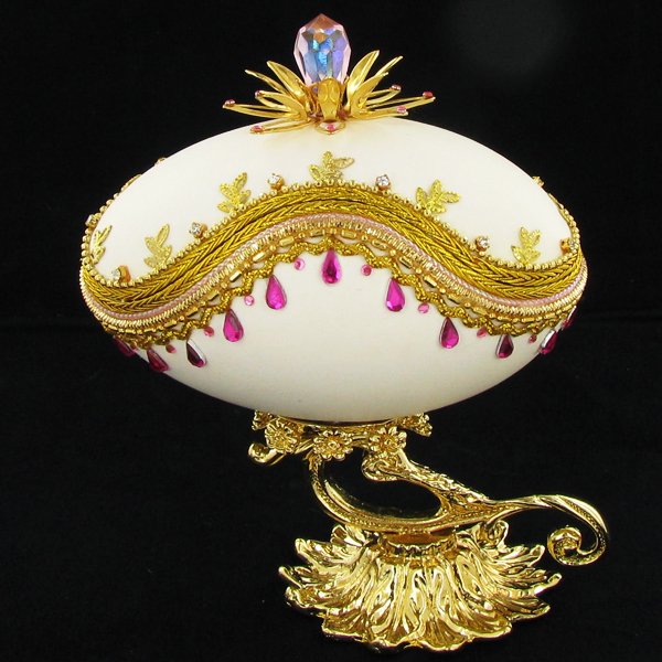 Fabrege Style Decorative Egg Ring Box: Well crafted; 5"