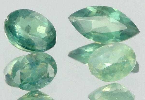 .55ct Color Change Green Alexandrite Parcel Appr $440: Excellent specimen; gemologist appraisal included