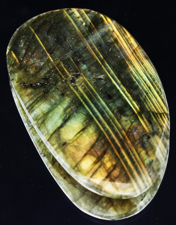 90ct Delicate Potato Chip Cut Labradorite Cabochon: Excellent expensive cut