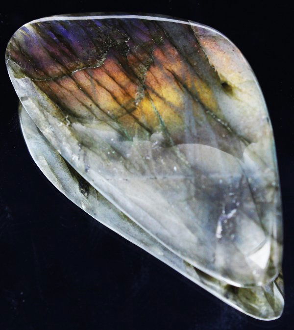 110ct Delicate Potato Chip Cut Labradorite Cabochon: Excellent expensive cut