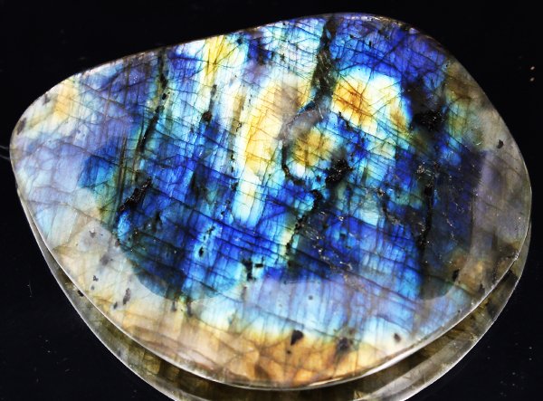 150ct Delicate Potato Chip Cut Labradorite Cabochon: Excellent expensive cut