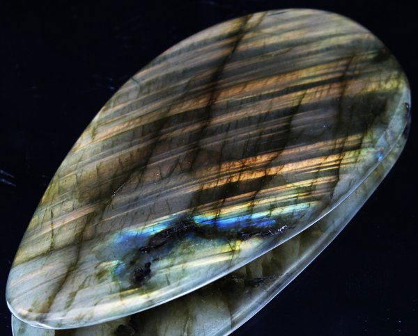 135ct Delicate Potato Chip Cut Labradorite Cabochon: Excellent expensive cut