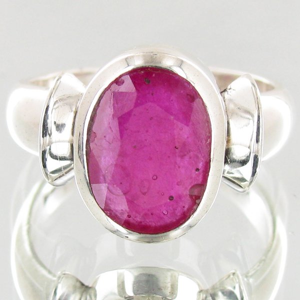 31.6twc Ruby Sterling Ring: Well crafted piece; stone with customary treatment