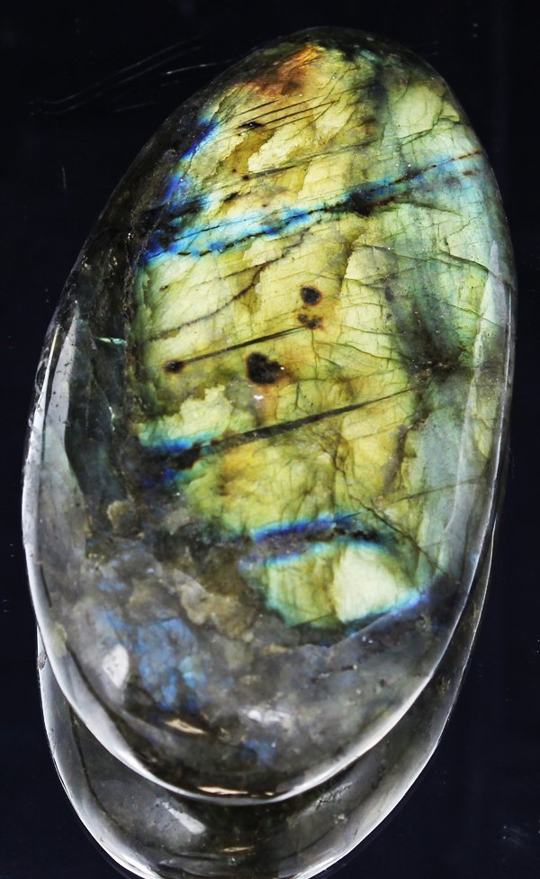 839ct Hefty Labradorite Cabochon: Excellent large piece