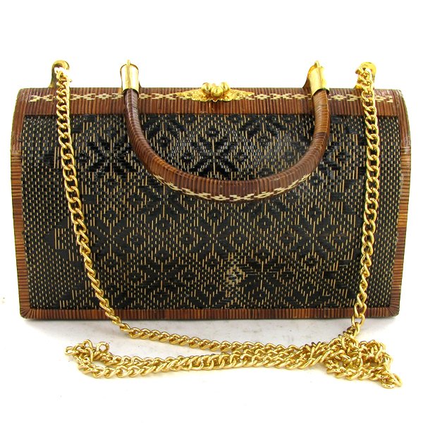 Finely Hand-woven Lipao Gold Plate Handbag: A week of work in this finely, tightly woven Lipao vine handbag, gold plated hardware, silk lined with mirror; 8in wide