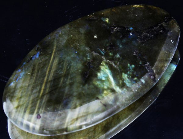 170ct Delicate Potato Chip Cut Labradorite Cabochon: Excellent expensive cut