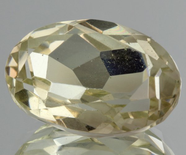 18ct Lemon Yellow Citrine Oval Cut: Excellent heated grade 9 of 10 specimen; estimated Gem Guide wholesale $35, estimated retail $100; Brazil origin