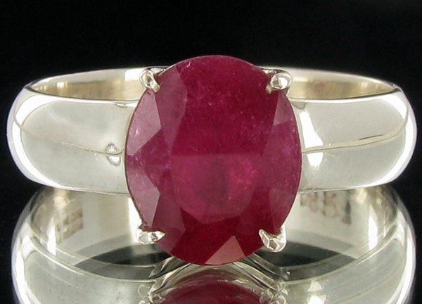 22.25twc Madagascar Ruby Sterling Ring: Well crafted piece; stone with customary treatment