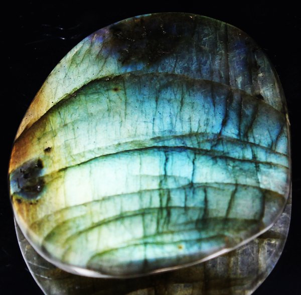60ct Delicate Potato Chip Cut Labradorite Cabochon: Excellent expensive cut