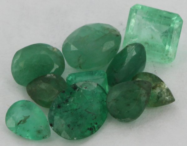 3.2ct Green Colombian Emerald Parcel: Excellent Parcel; with customary treatment