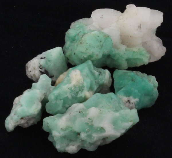 211.5ct Better Grade Colombian Emerald Rough: Excellent hi-grade parcel