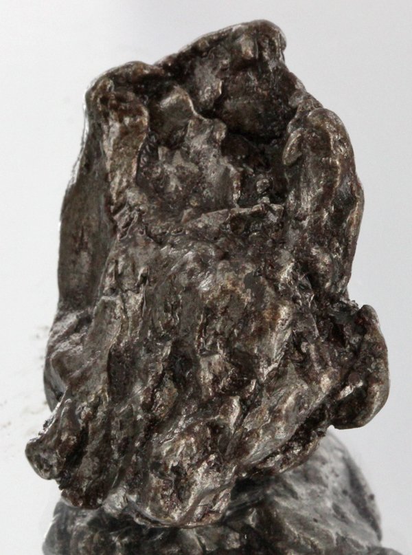 31gm Meteorite Campo Del Cielo Argentina: Scarce remnant of prehistoric (2000-4000bc) meteorite discovered in the 16th century; a main mass of 18 tons has been discovered along with a shower of smaller breakup fragments; cosmic age is young f